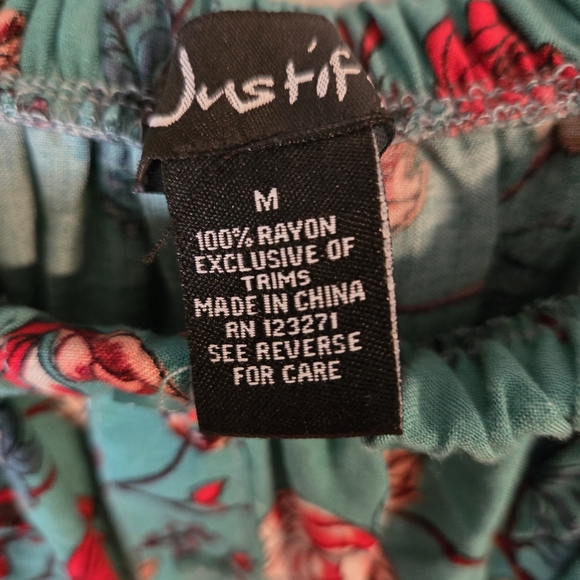 Justified Teal Floral Ruffle Dress - Picture 4 of 4